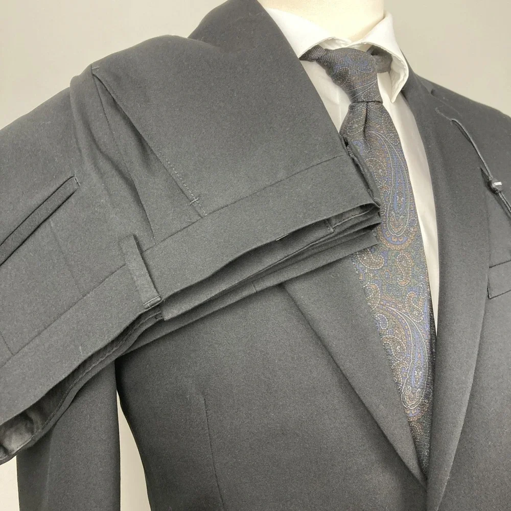 DKNY Men's Suit 38R Jacket 31Wx32 Pants Black Modern Fit 2-Piece